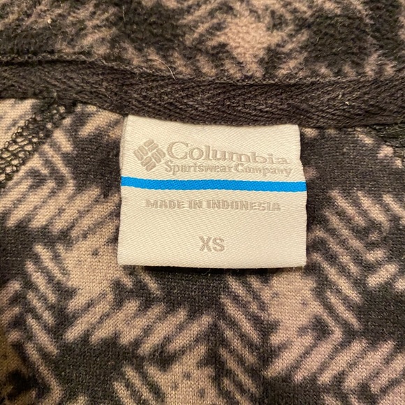 Columbia | 1/4 zip | Geometric pattern - Picture 2 of 3